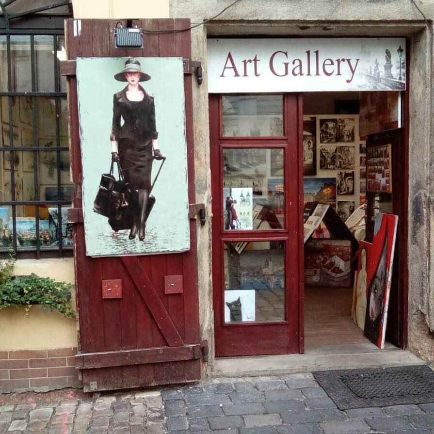 Satija Gallery