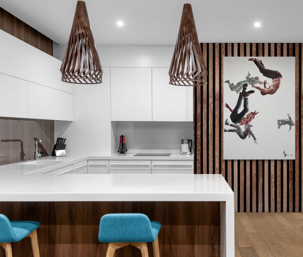 Project-Gravity-16-Bright_modern_kitchen_interior-2523x2144